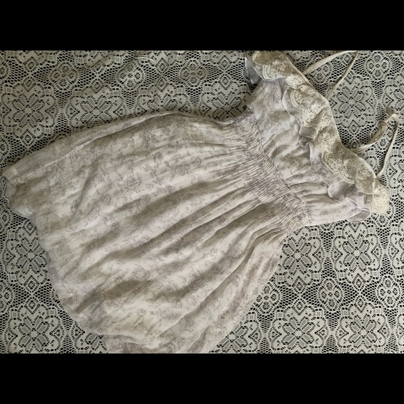 Floral dress - Picture 1 of 3